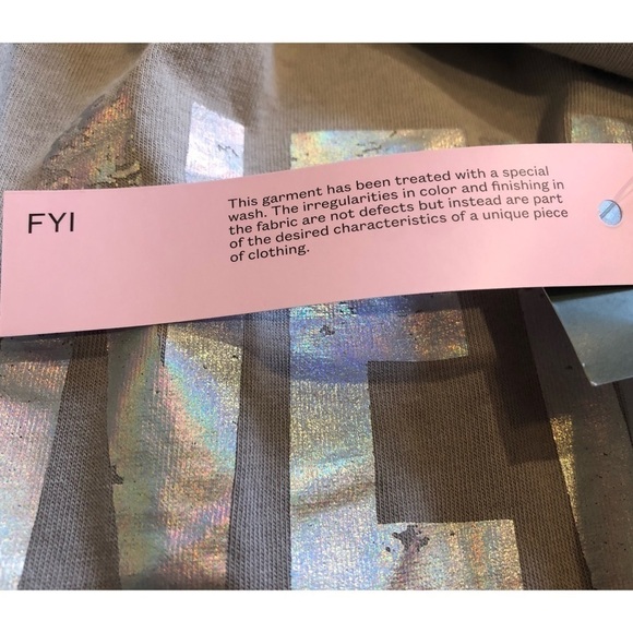 🆕 wild fable New York graphic long sl… - Picture 9 of 13